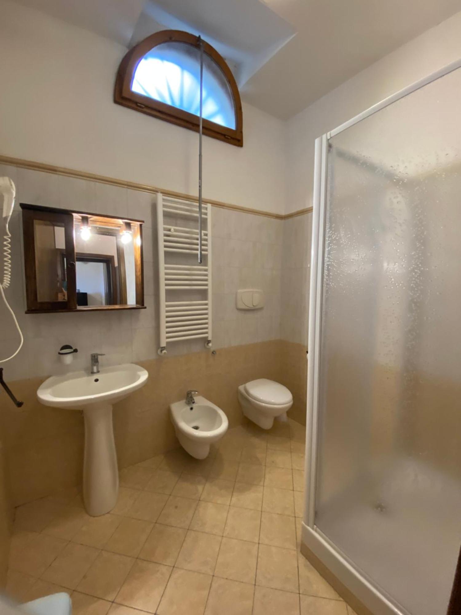 Casa Vicino Al Duomo E Stazione Di Firenzeアパートメント エクステリア 写真
